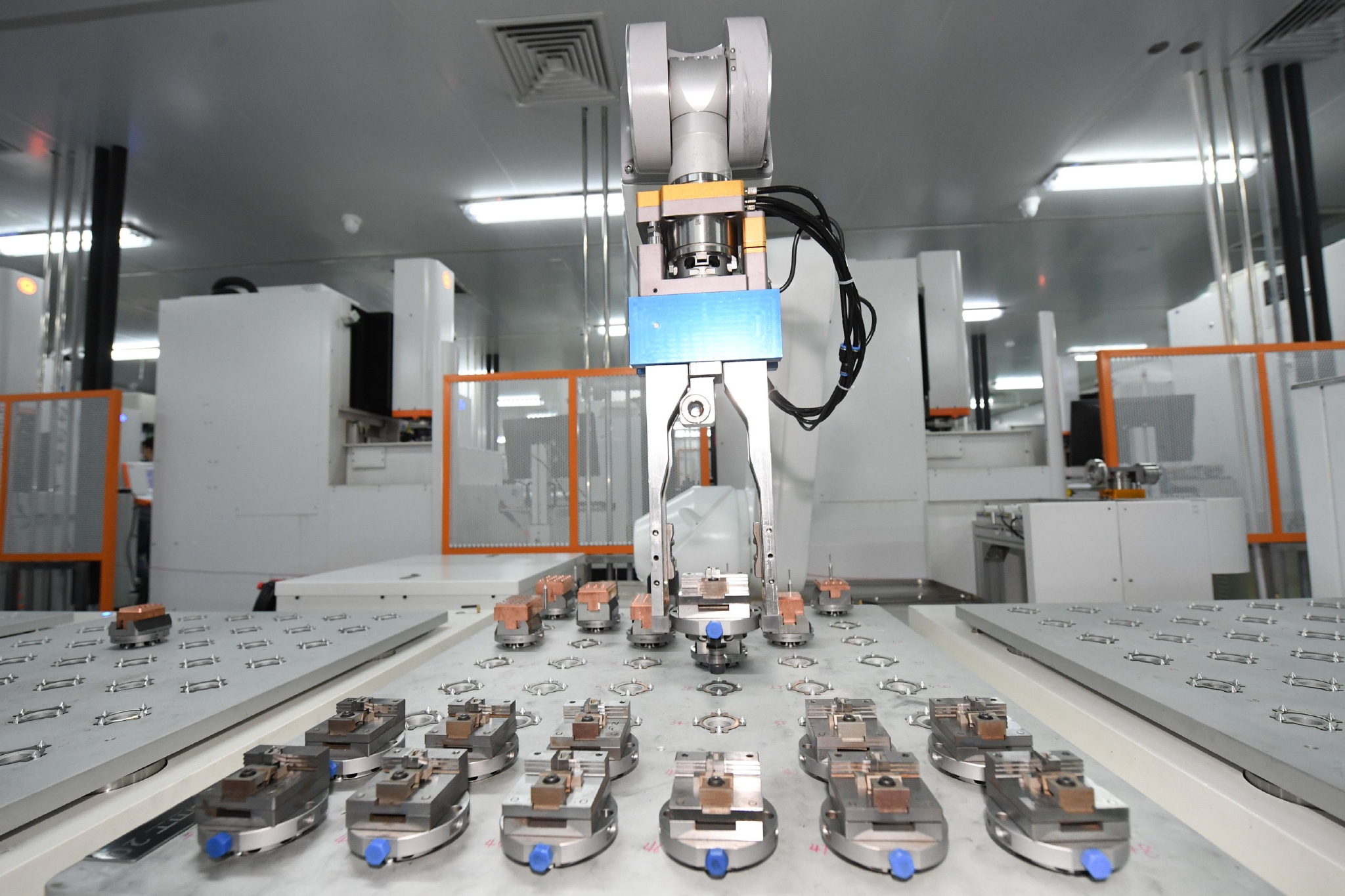 浙江余姚:壯大先進制造業 助推經濟高質量發展