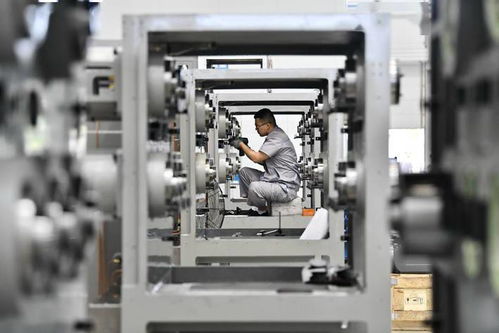 央行召開金融機構貨幣信貸形勢分析座談會 易綱 要促進實際利率下行