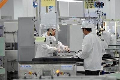 企業(yè)巨頭布局機器人市場 產(chǎn)業(yè)走向智能化